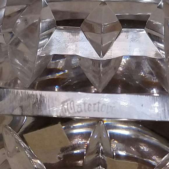 Vintage Waterford Octagonal Crystal Quartz Desk Clock - Picture 4 of 5